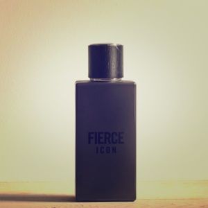 ABERCROMBIE & FITCH FIERCE ICON COLOGNE